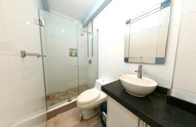 VENTA DE LINDO DEPARTAMENTO 2° PISO EN JACARANDAS, URB. SANTA VICTORIA